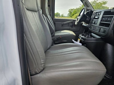 2025 Chevrolet Express Cutaway 3500 Work Van