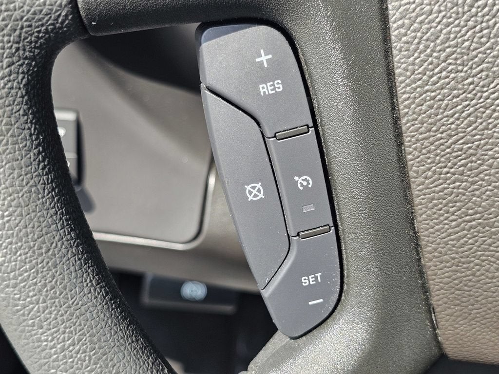 2025 Chevrolet Express Cutaway 3500 Work Van