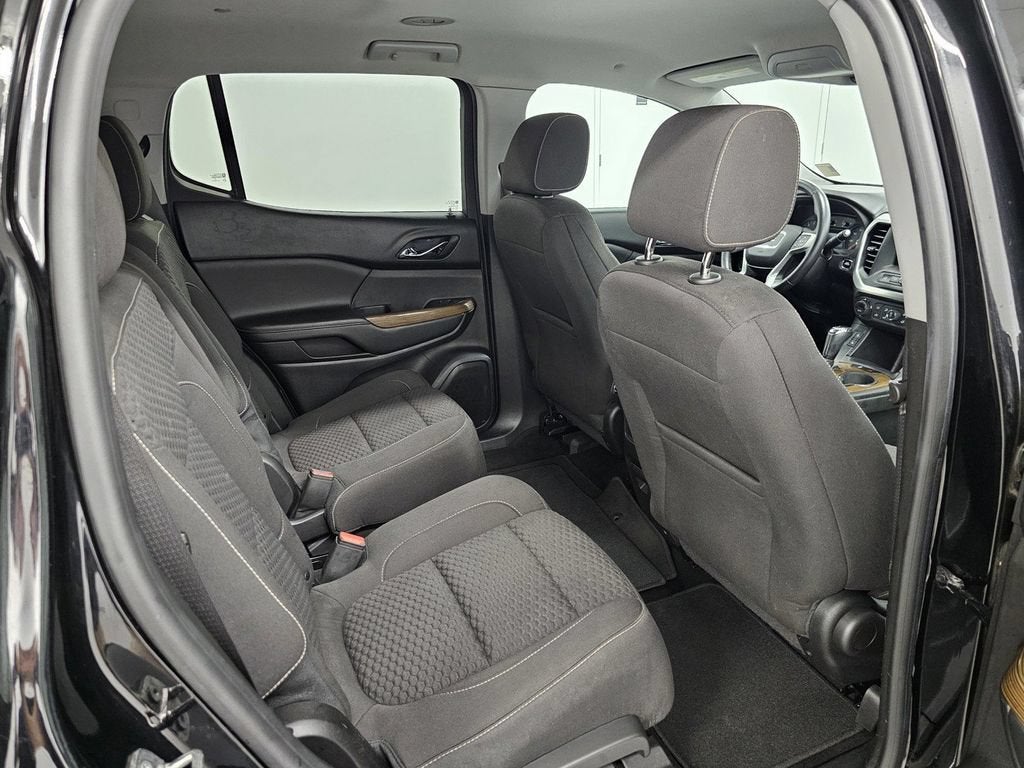 2017 GMC Acadia SLE