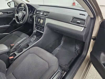 2016 Volkswagen Passat 1.8T S
