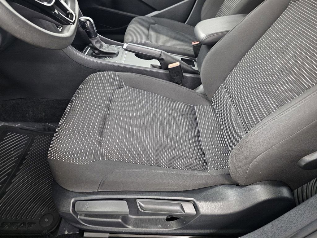 2016 Volkswagen Passat 1.8T S
