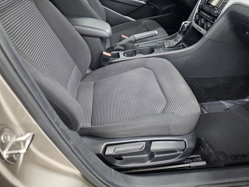 2016 Volkswagen Passat 1.8T S