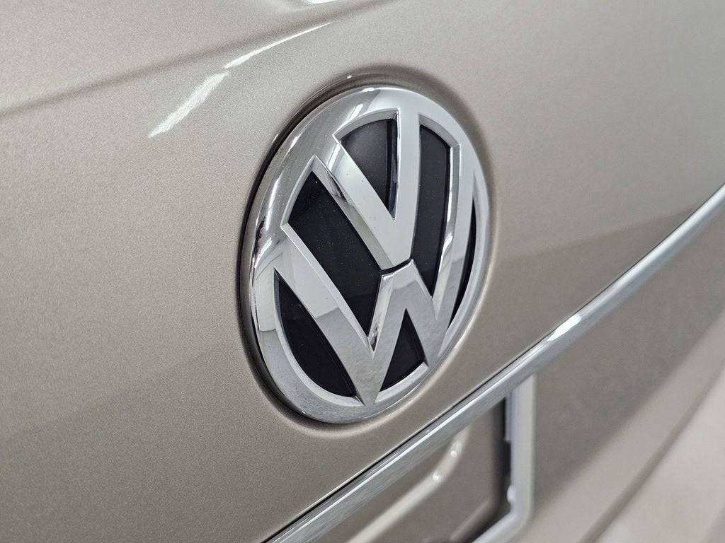 2016 Volkswagen Passat 1.8T S