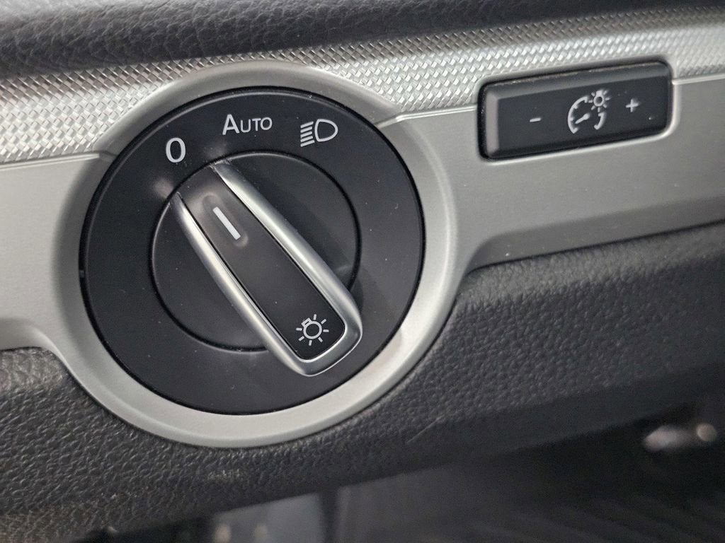 2016 Volkswagen Passat 1.8T S