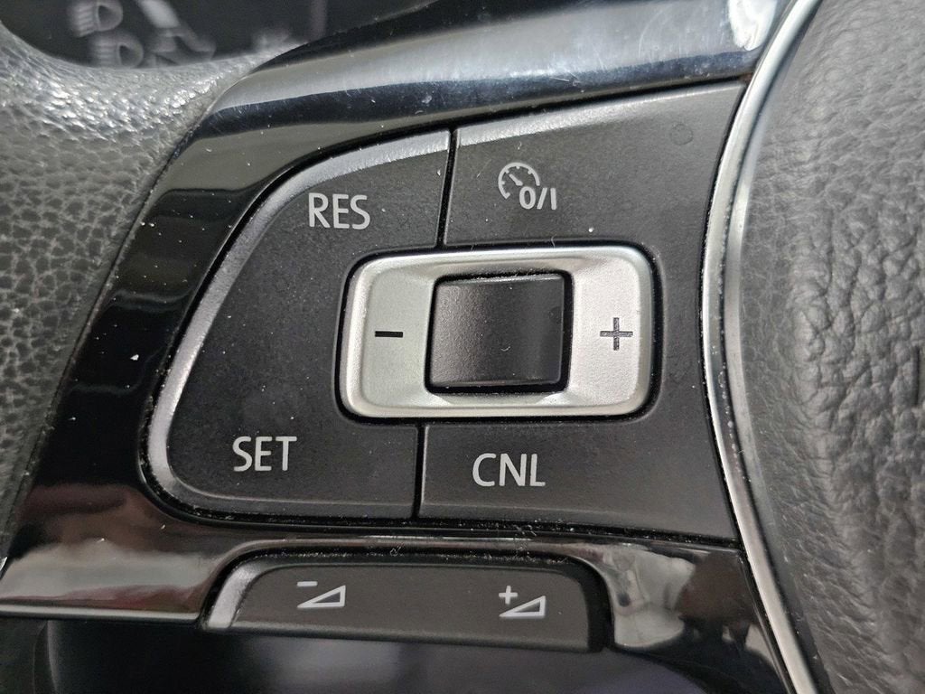 2016 Volkswagen Passat 1.8T S