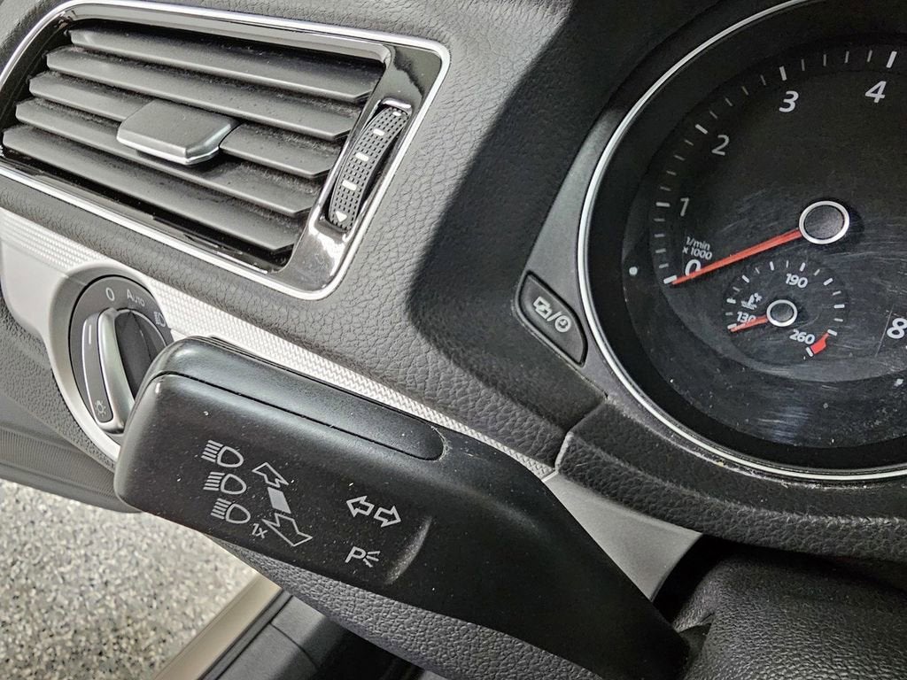2016 Volkswagen Passat 1.8T S