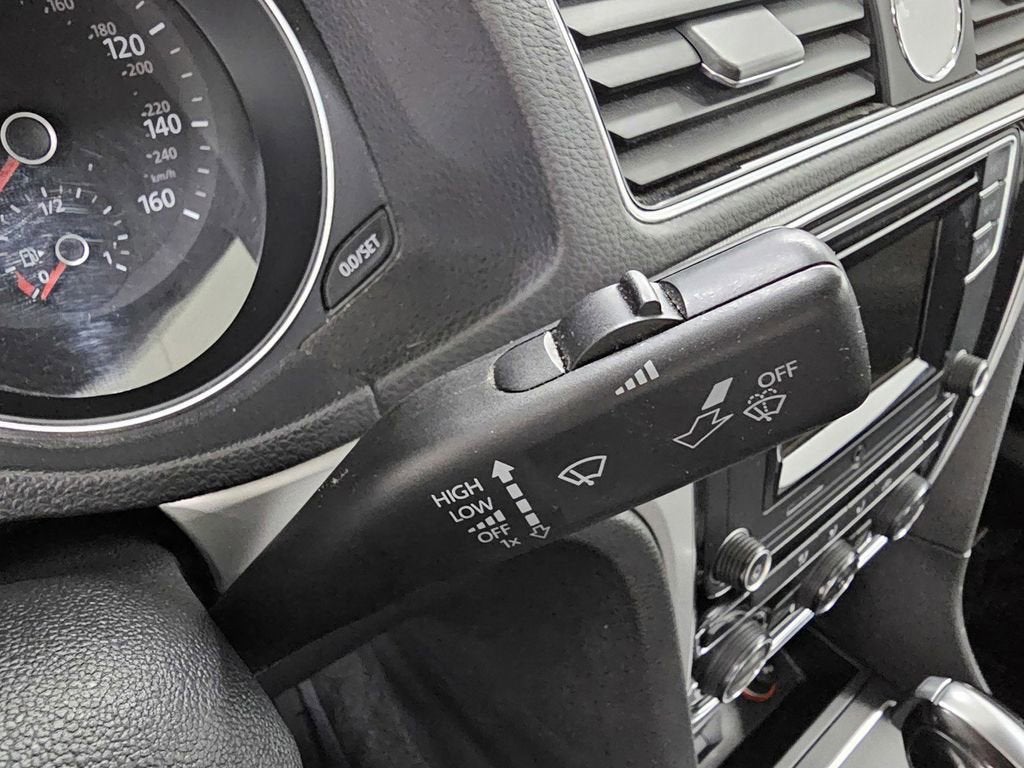 2016 Volkswagen Passat 1.8T S