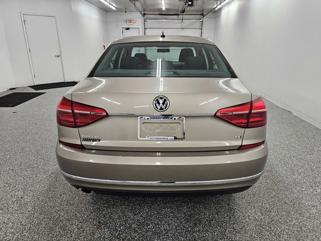 2016 Volkswagen Passat 1.8T S