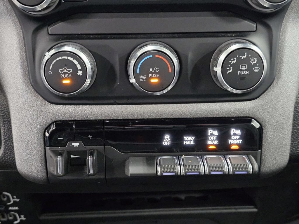2024 RAM 2500 Tradesman Crew Cab 4x4 6'4" Box