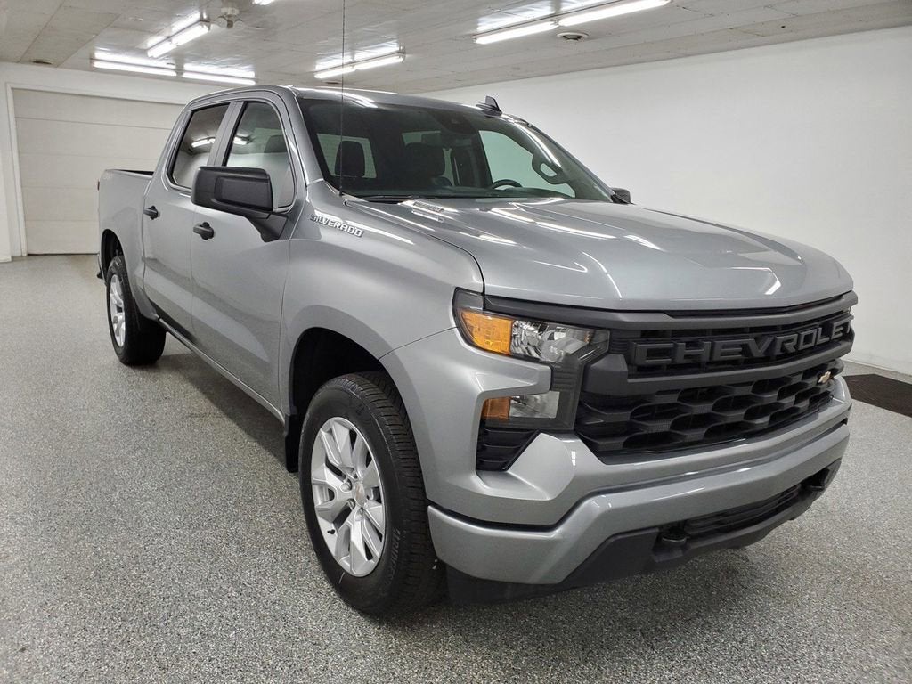 2024 Chevrolet Silverado 1500 Custom