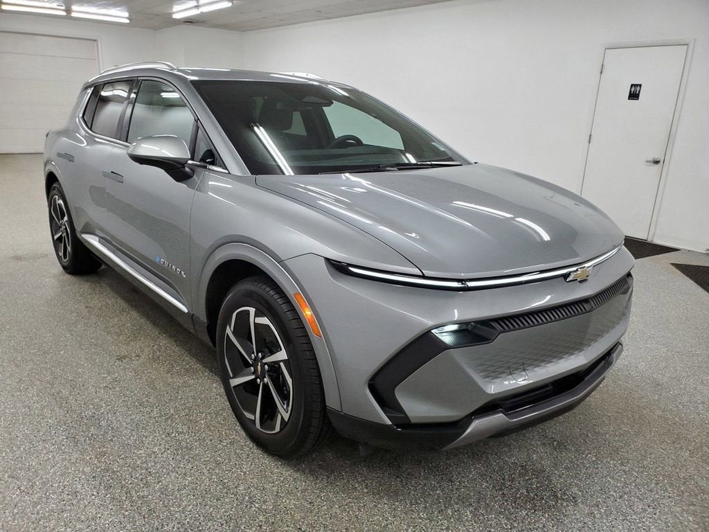 2025 Chevrolet Equinox EV LT