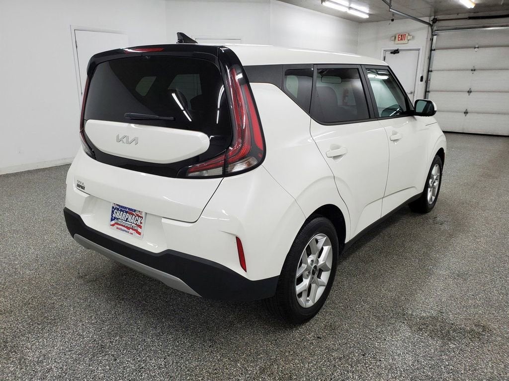 2024 Kia Soul LX