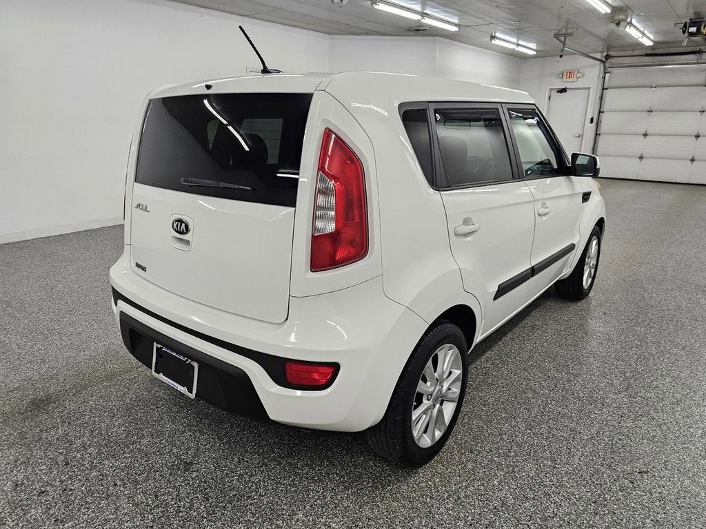 2013 Kia Soul +
