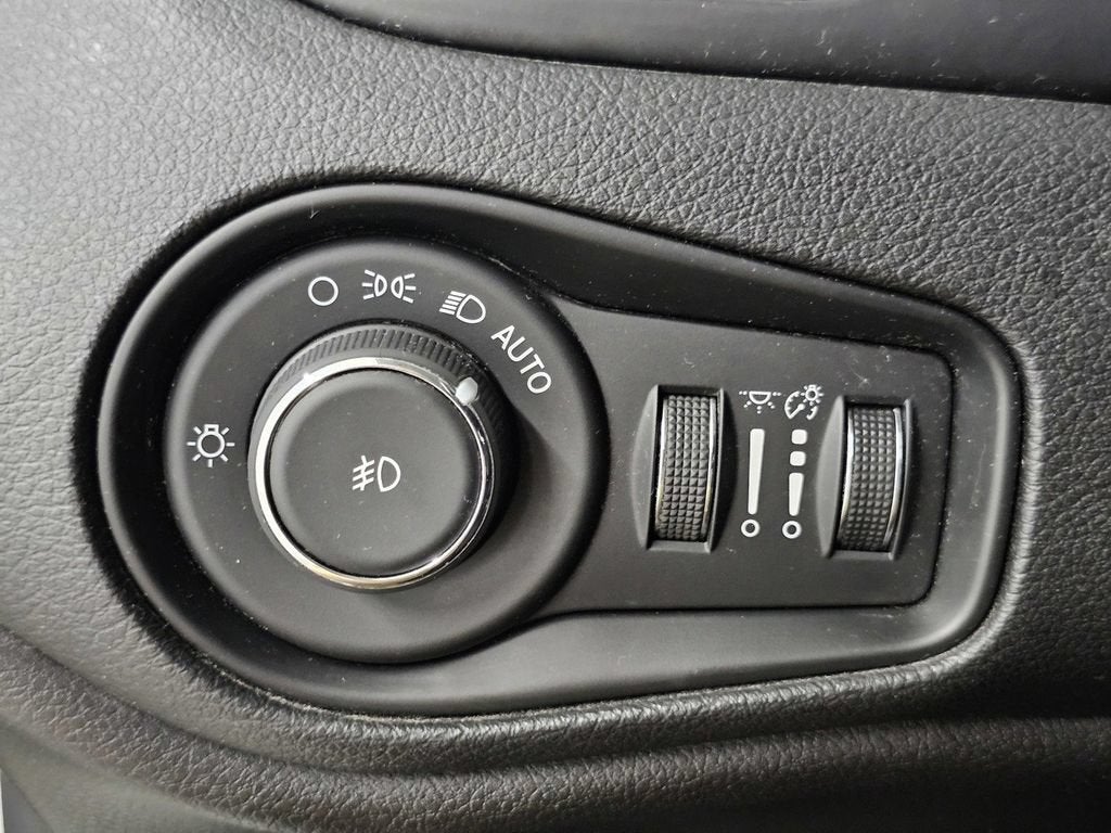 2017 Jeep Renegade Latitude FWD